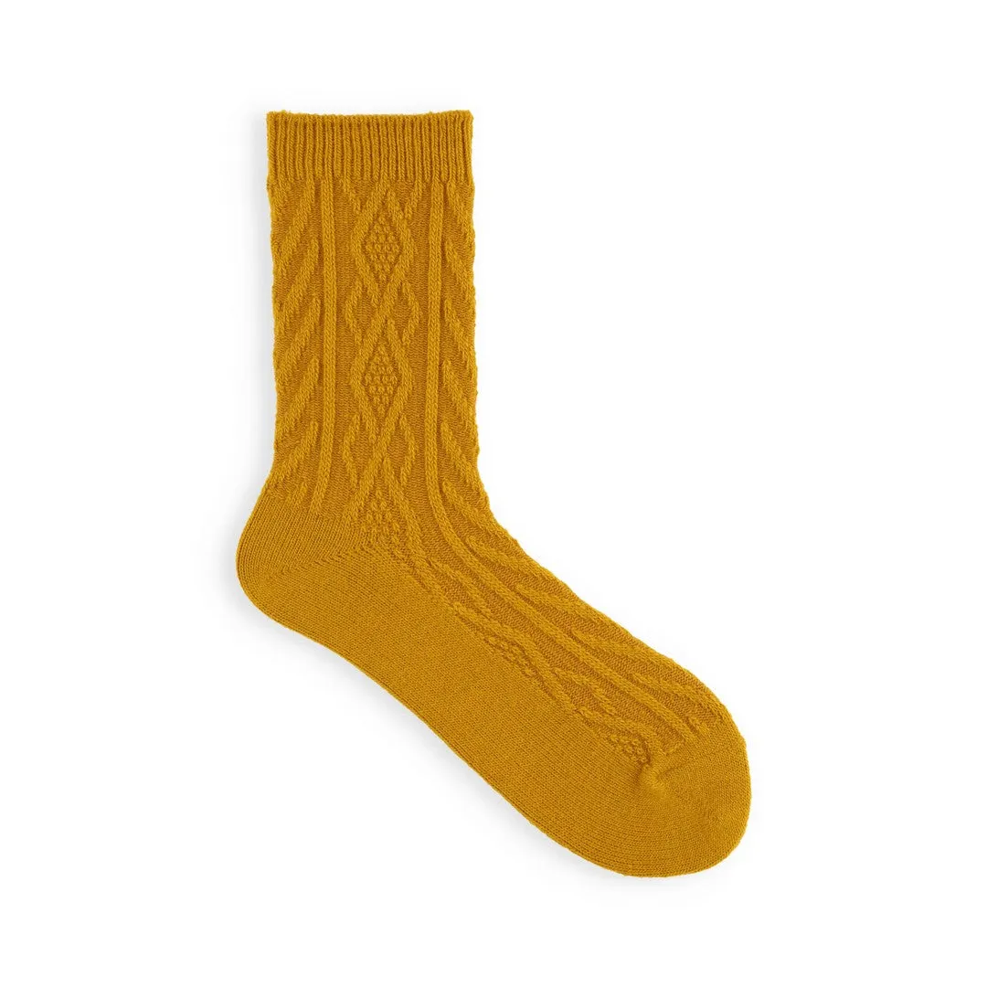 011141267 Wool Diamond Cable Crew Socks