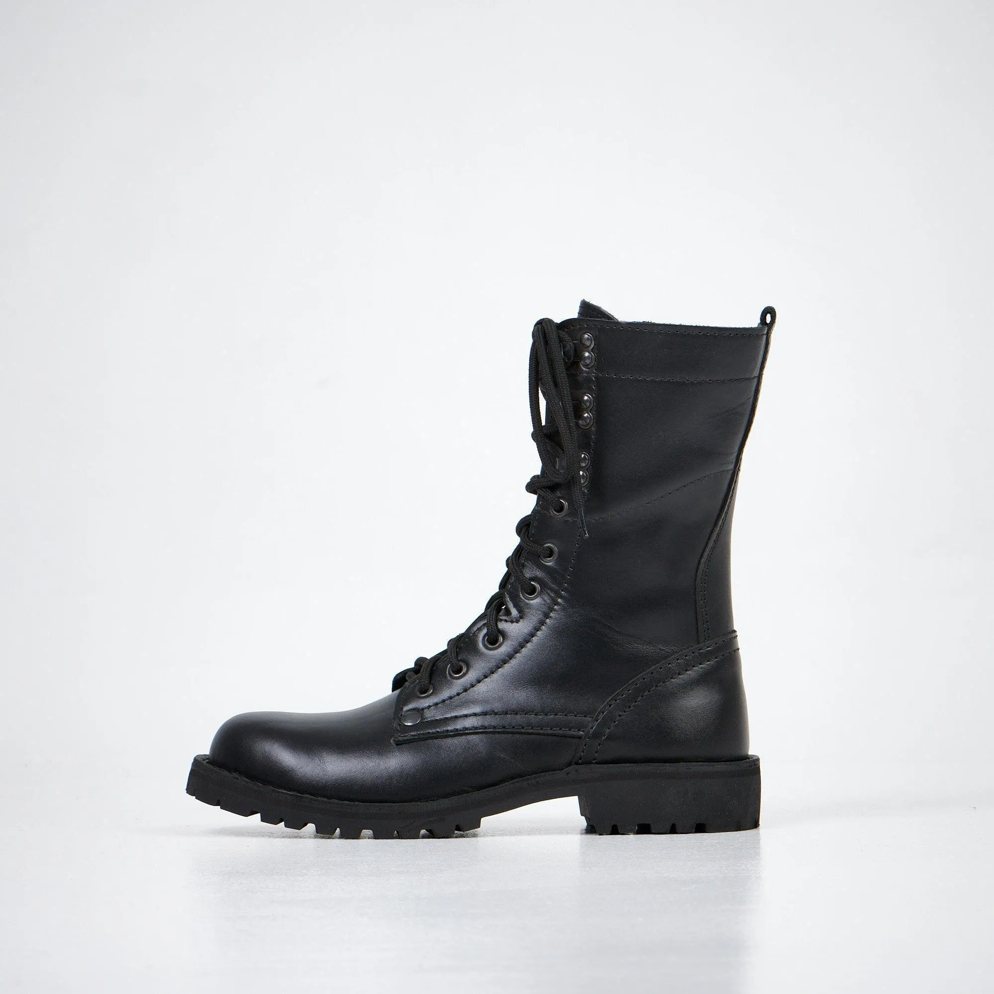 AIPI-2 Leather Boots
