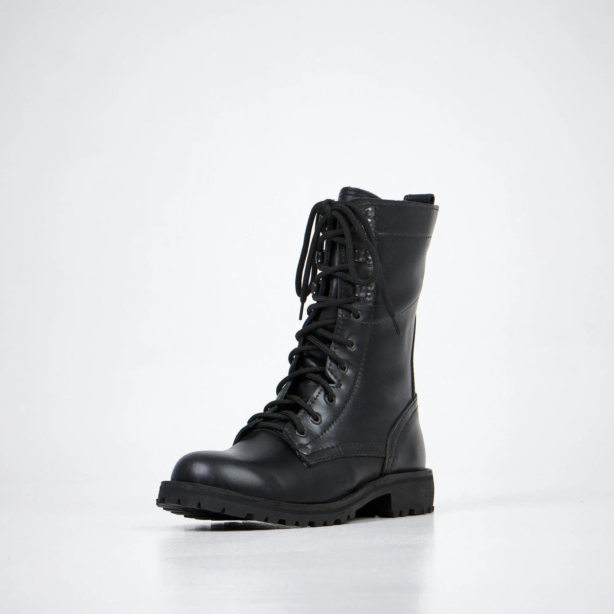 AIPI-2 Leather Boots