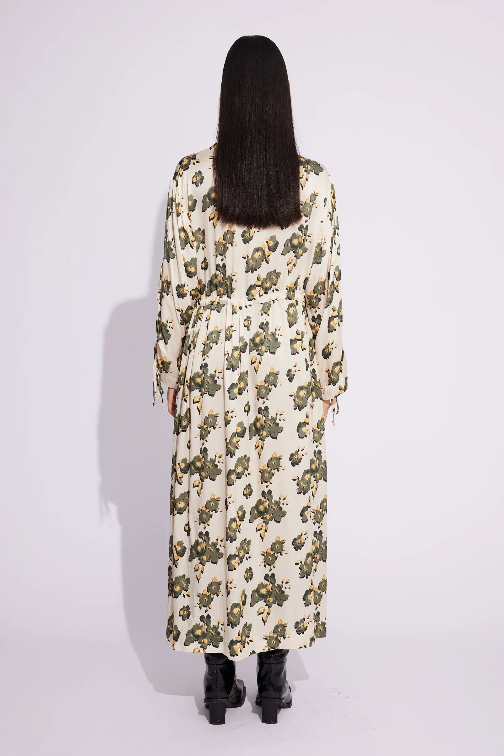 Aurelija AOP - Flower AOP