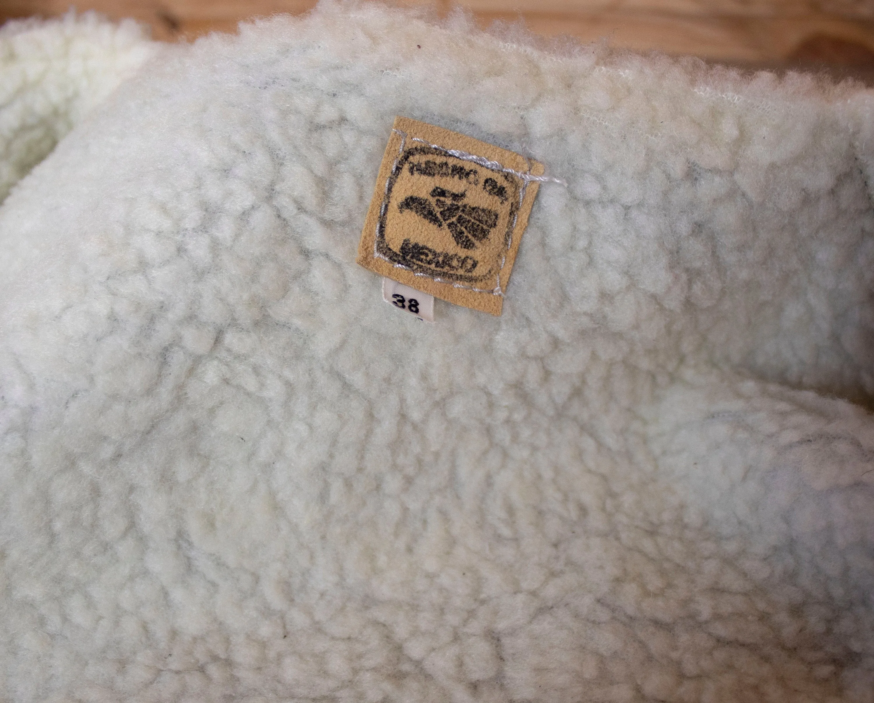 AUTHENTIC SUEDE LEATHER stamped Horse Western sheep wool cowboy Caballo vest Size M