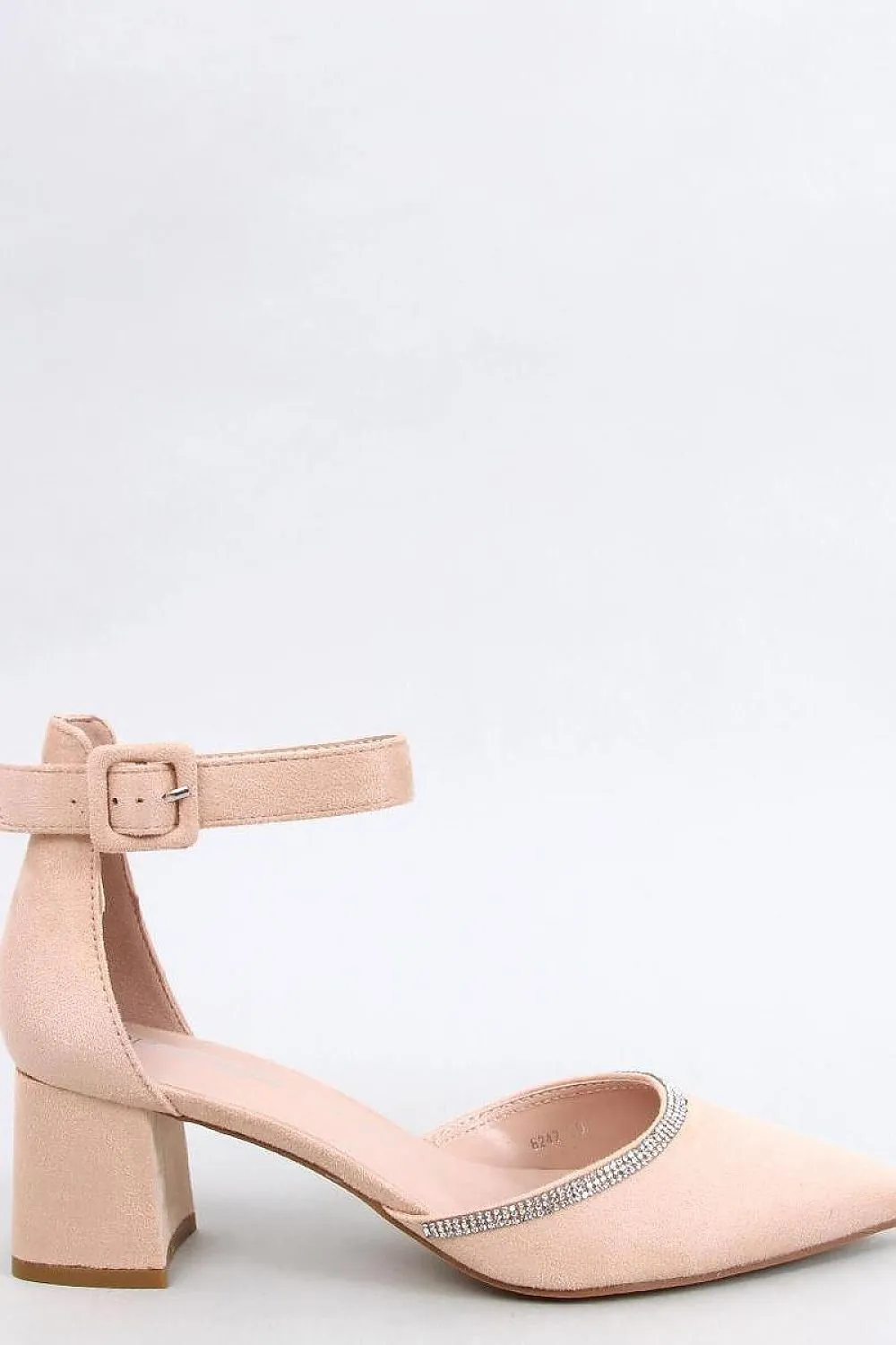 Block heel pumps