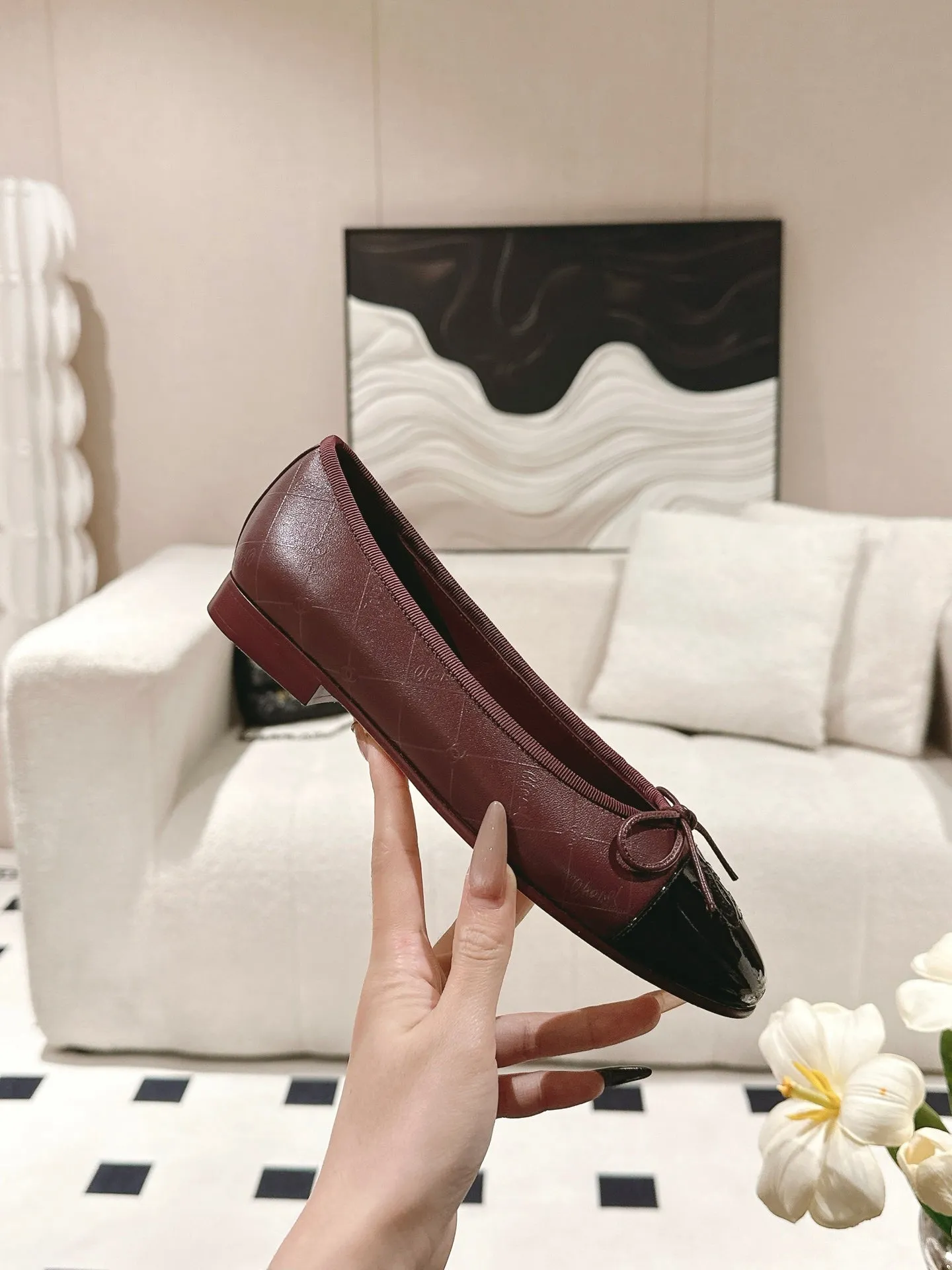 cc 25c ballet flat cross line pattern burgundy lambskin 237483