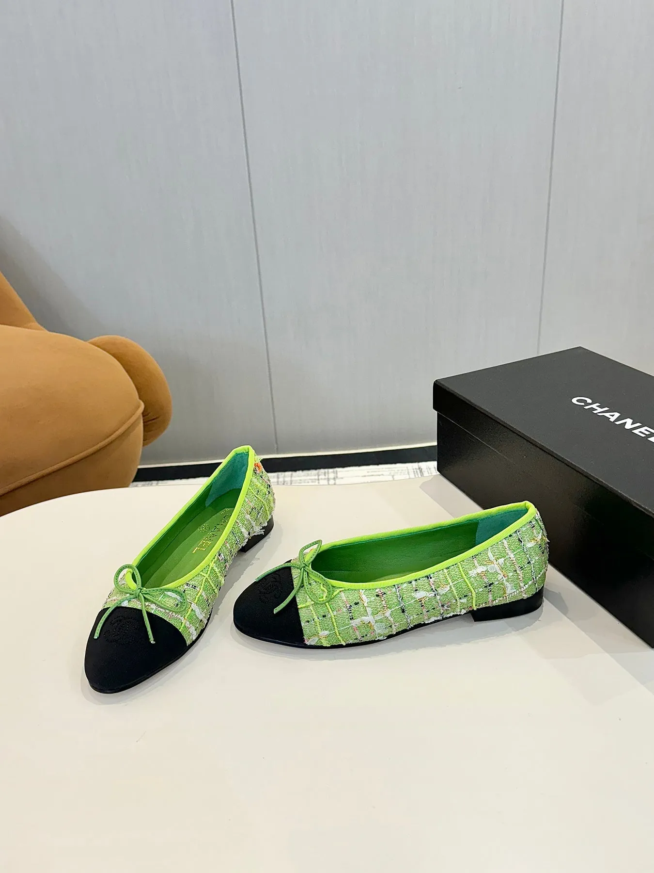 cc 25c ballet flat green tweed black grosgrain 233627
