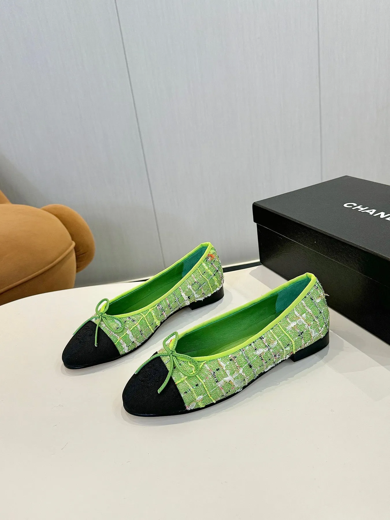 cc 25c ballet flat green tweed black grosgrain 233627