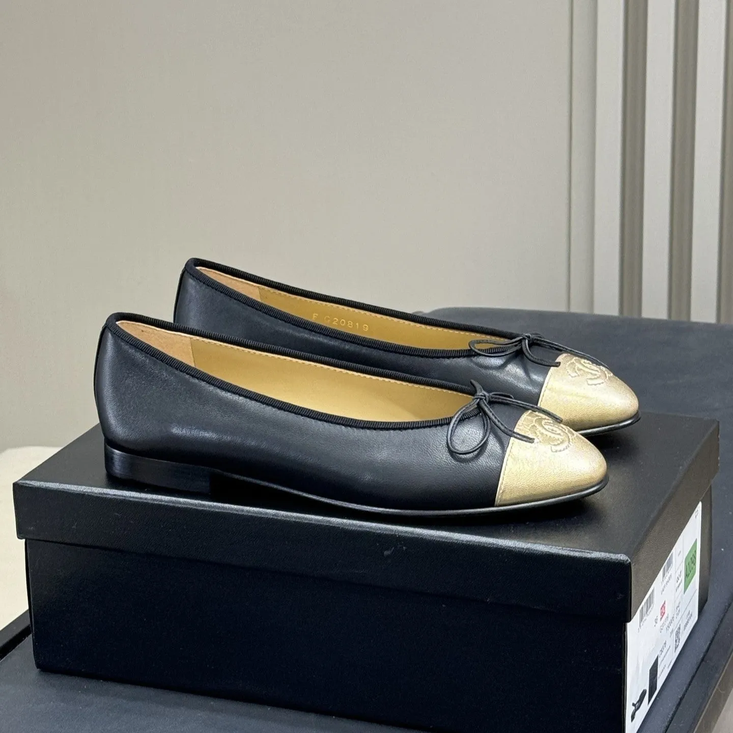 CC Classic Ballet Flats Black Gold Lambskin 282277