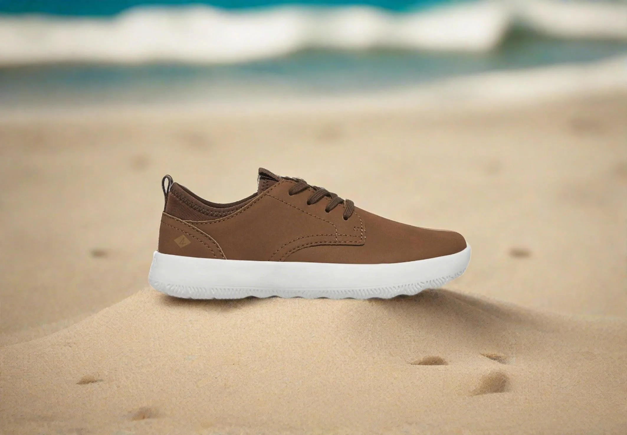 Coastal Break Skiff Sneaker - Lightweight Kids' Casual Lace-Up, All-Day Comfort, Recycled Poly Sock