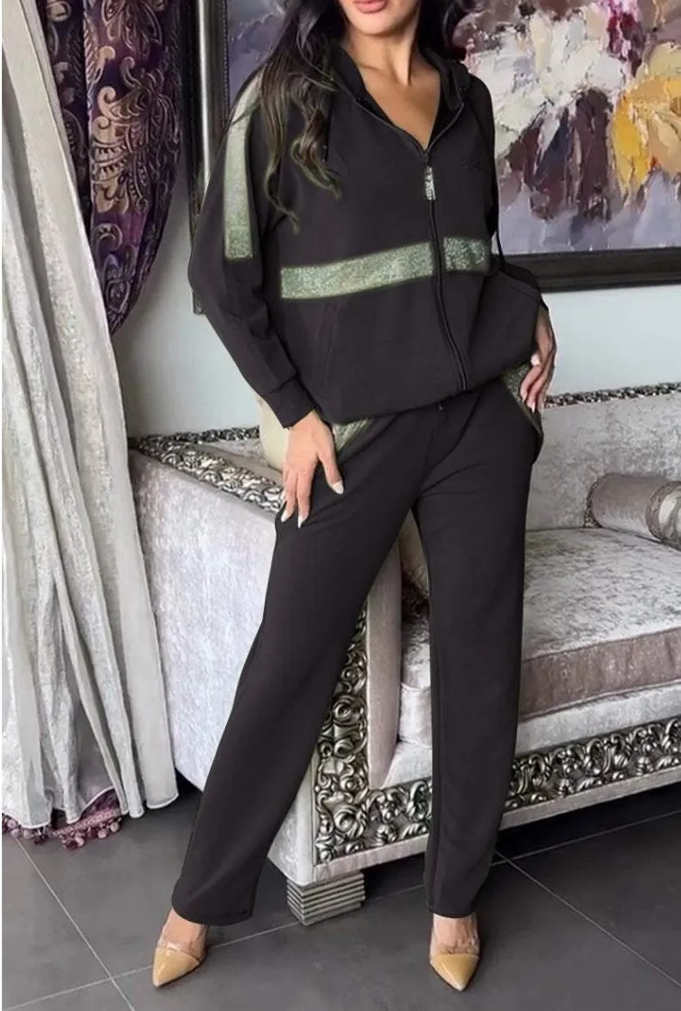 Comfortable Long-Sleeved Hoodie and Trousers Two-Piece Set for Casual Warmth