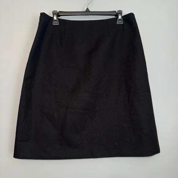 EUC Theory Mixed Mobile Calf Leather A Line Black Skirt Size 10