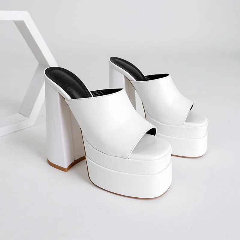 Hentian High Sandals