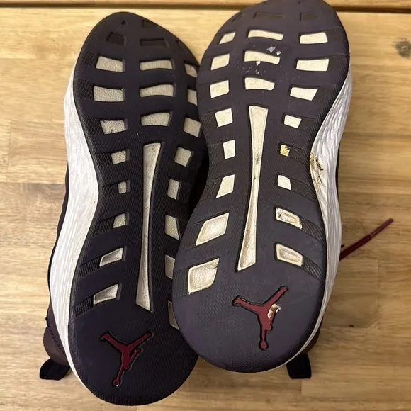 JORDAN Formula  23 big girl sneakers