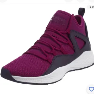 JORDAN Formula  23 big girl sneakers