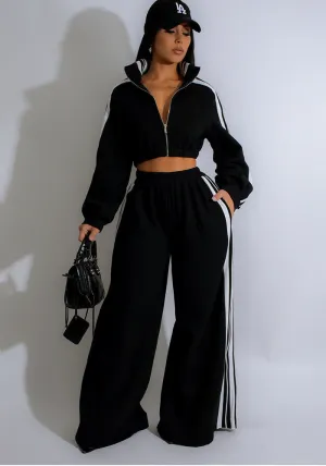 Stylish Striped Zipper Tracksuit Set with High-Waisted Pants