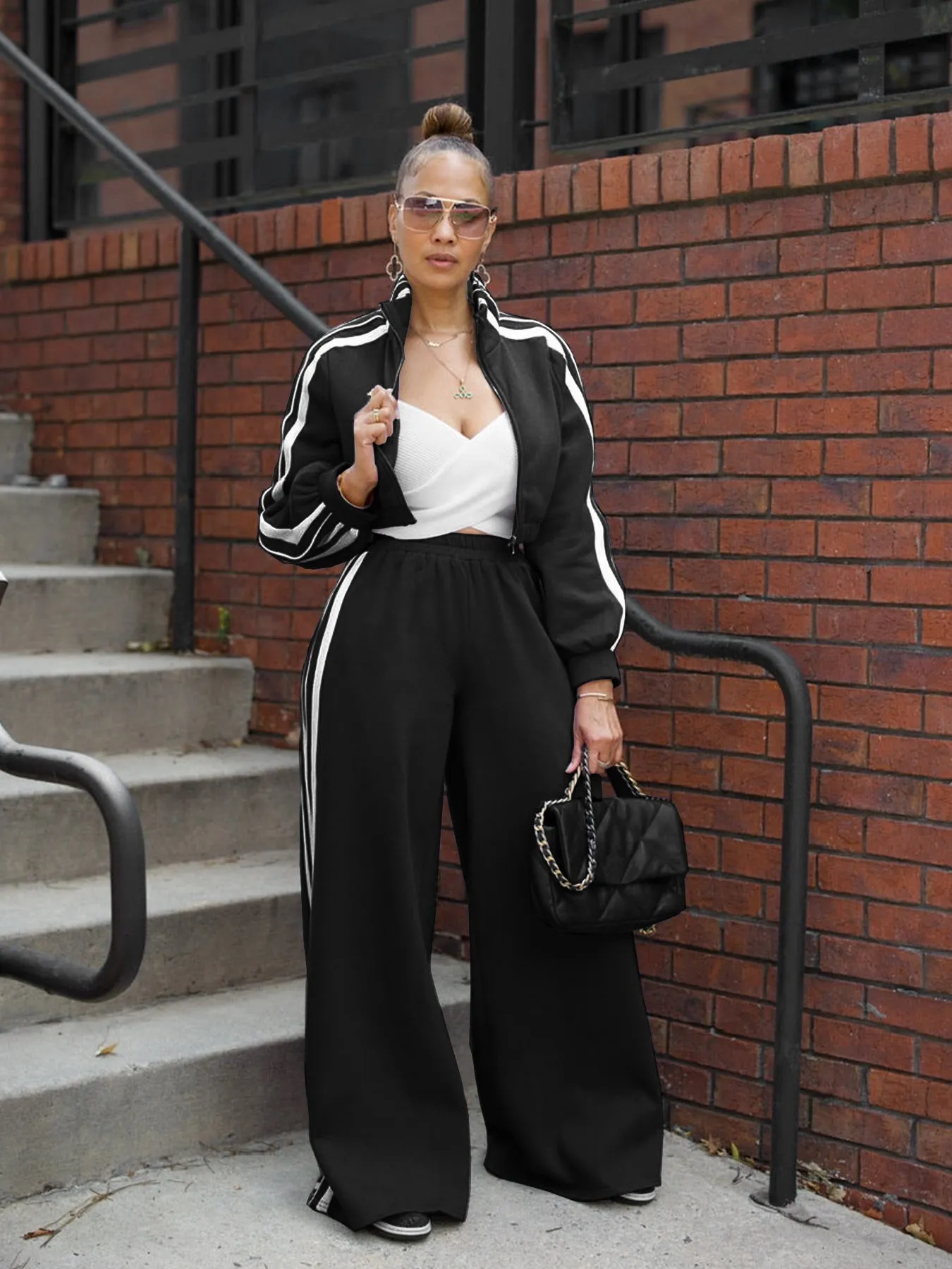 Stylish Striped Zipper Tracksuit Set with High-Waisted Pants