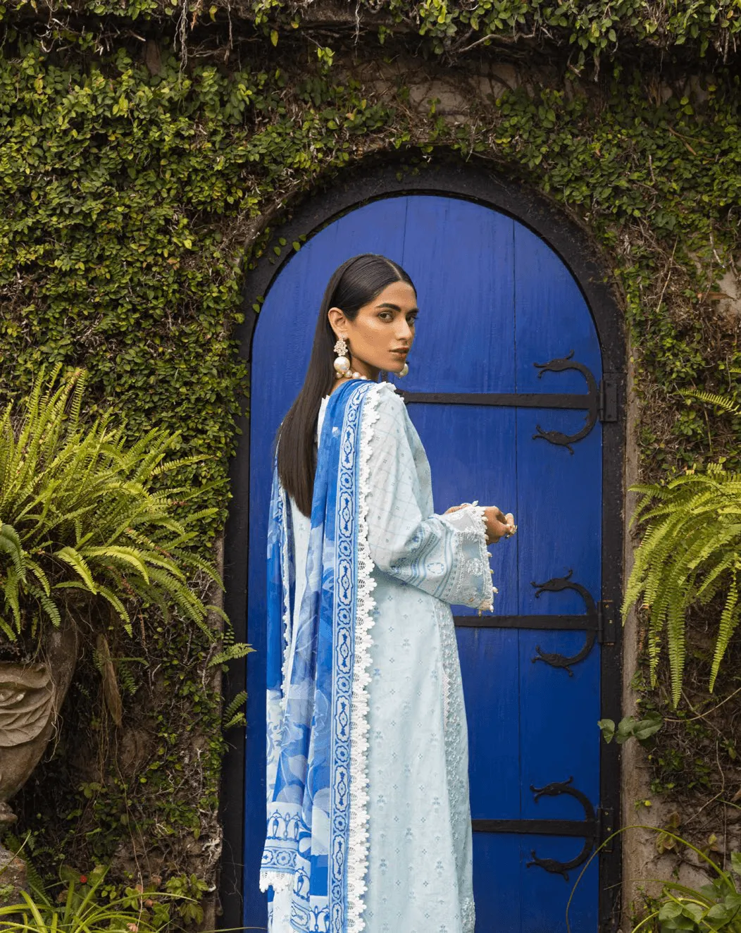 Tahra By Zainab Chottani Embroidered Lawn Suits Unstitched 3 Piece WILD LILY 8B