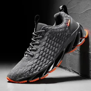 Tom | Stride Sneakers