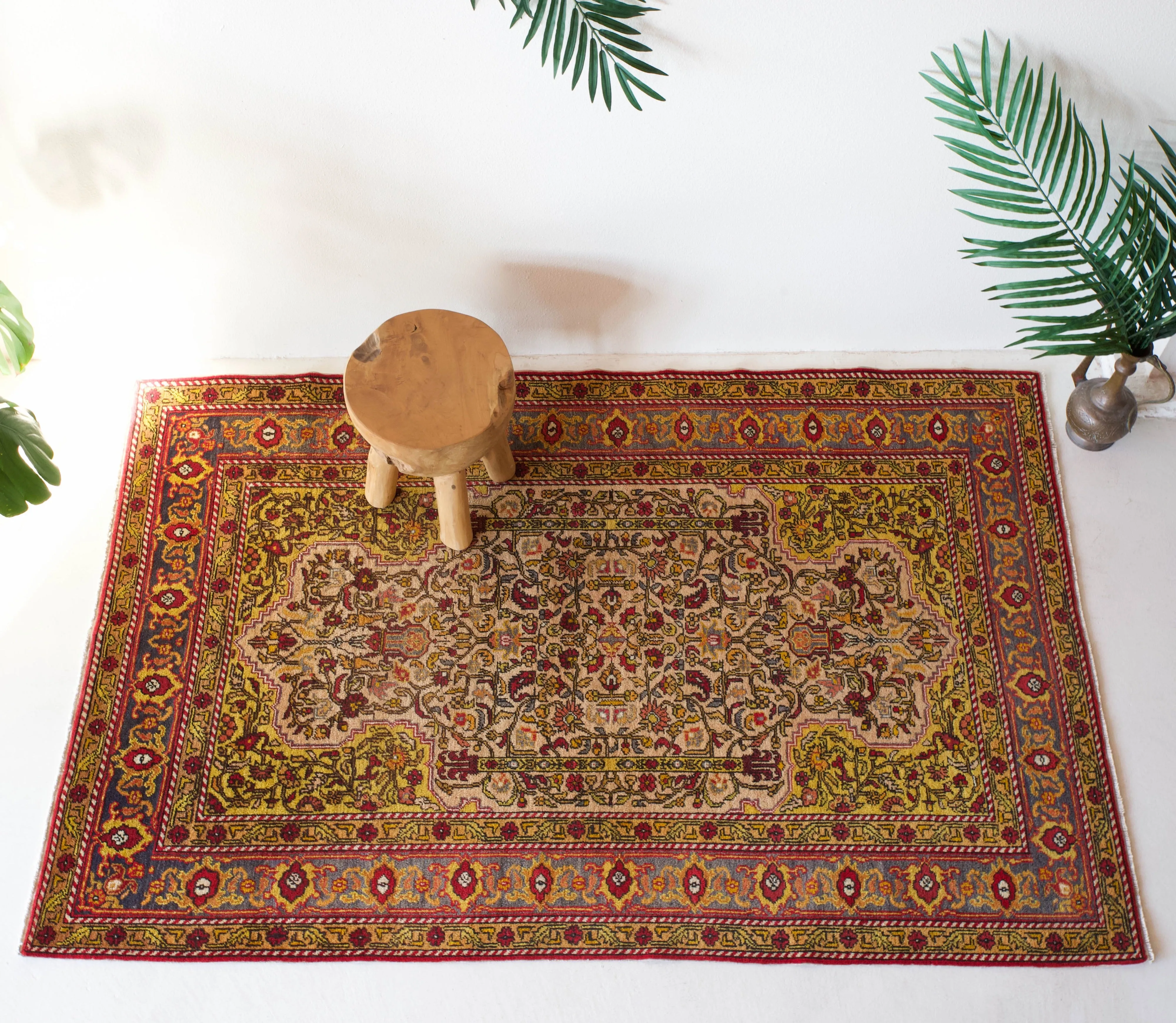 Vintage central Anatolian Rug 4'7"x7'