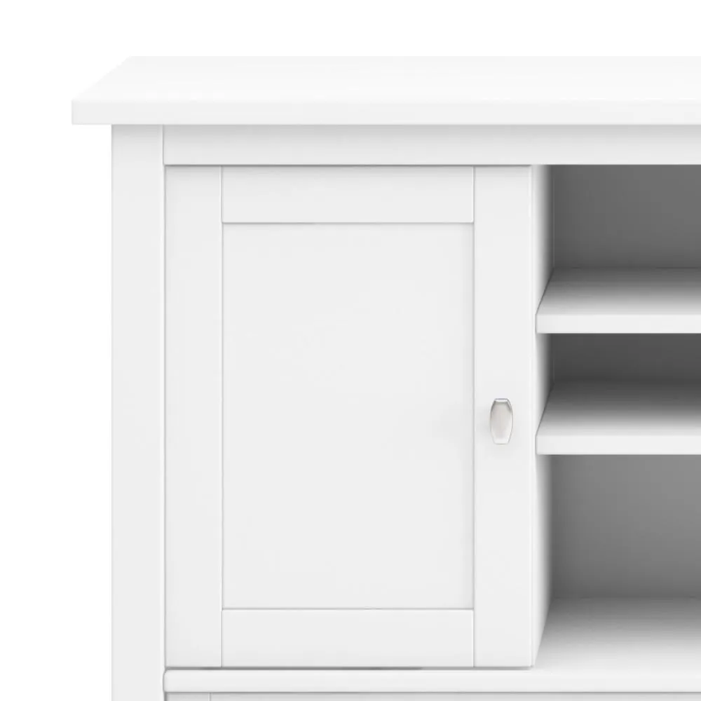 Warm Shaker TV Media Stand